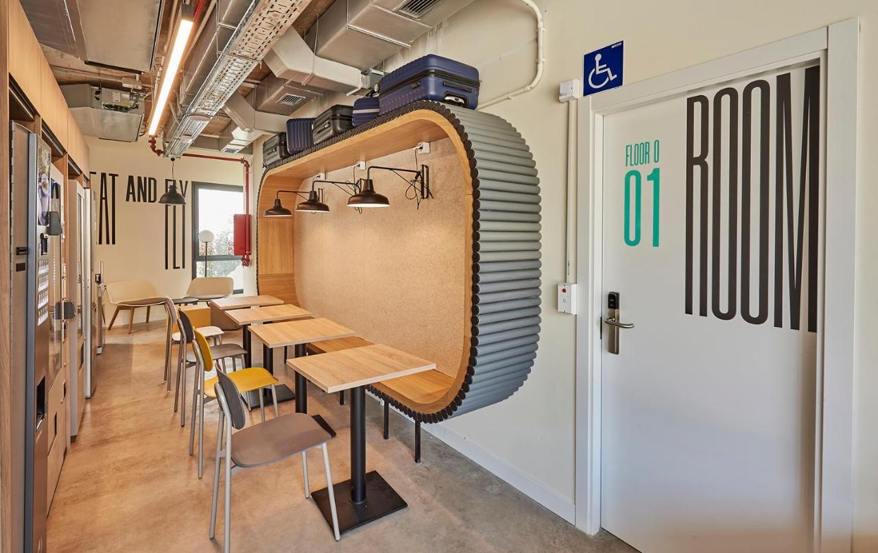 Hostelfly Madri Exterior foto